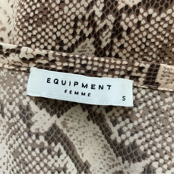 Equipment | Riley Python Tee - Picture 4 of 7